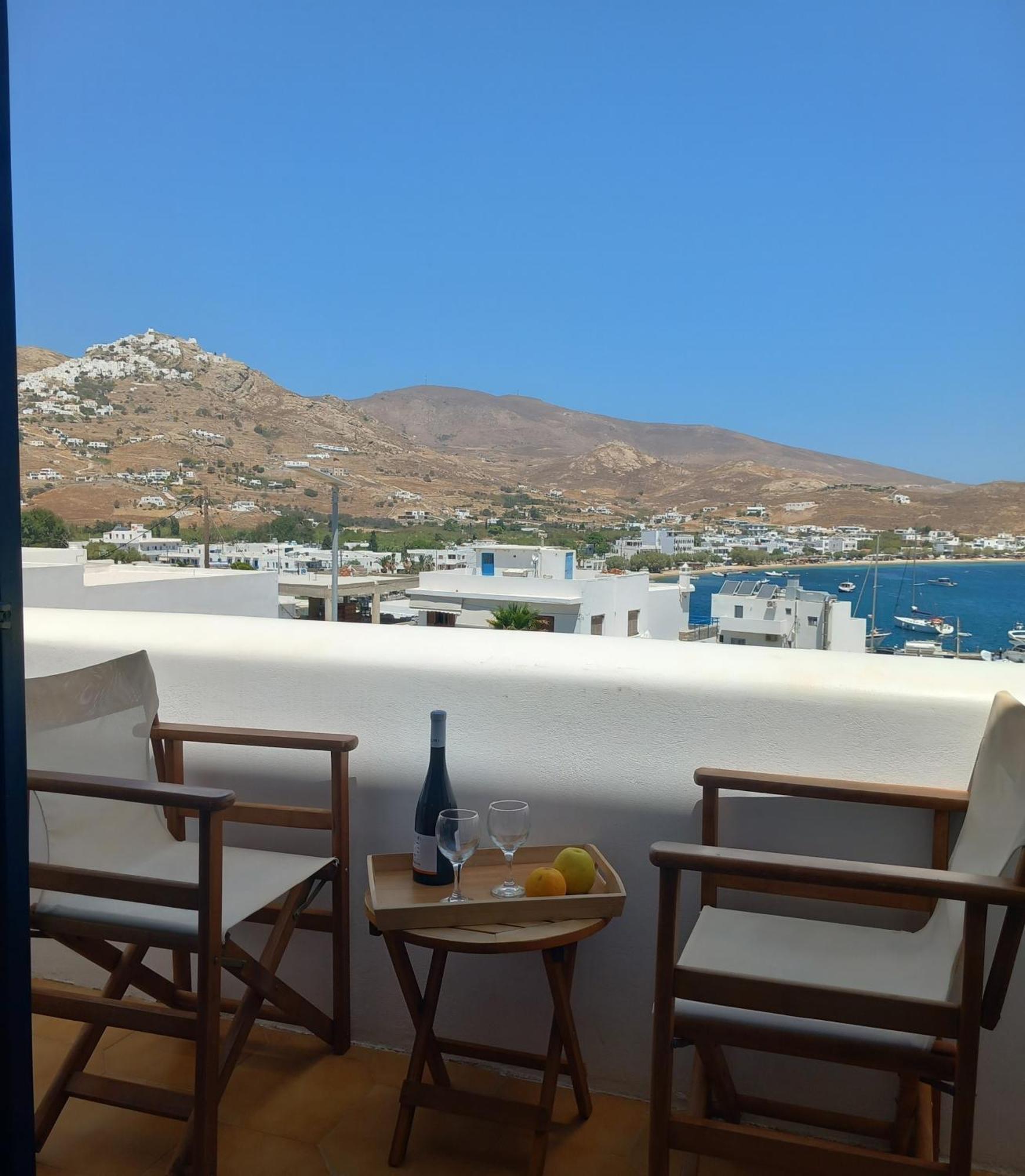 Naias Hotell Livadi  Eksteriør bilde